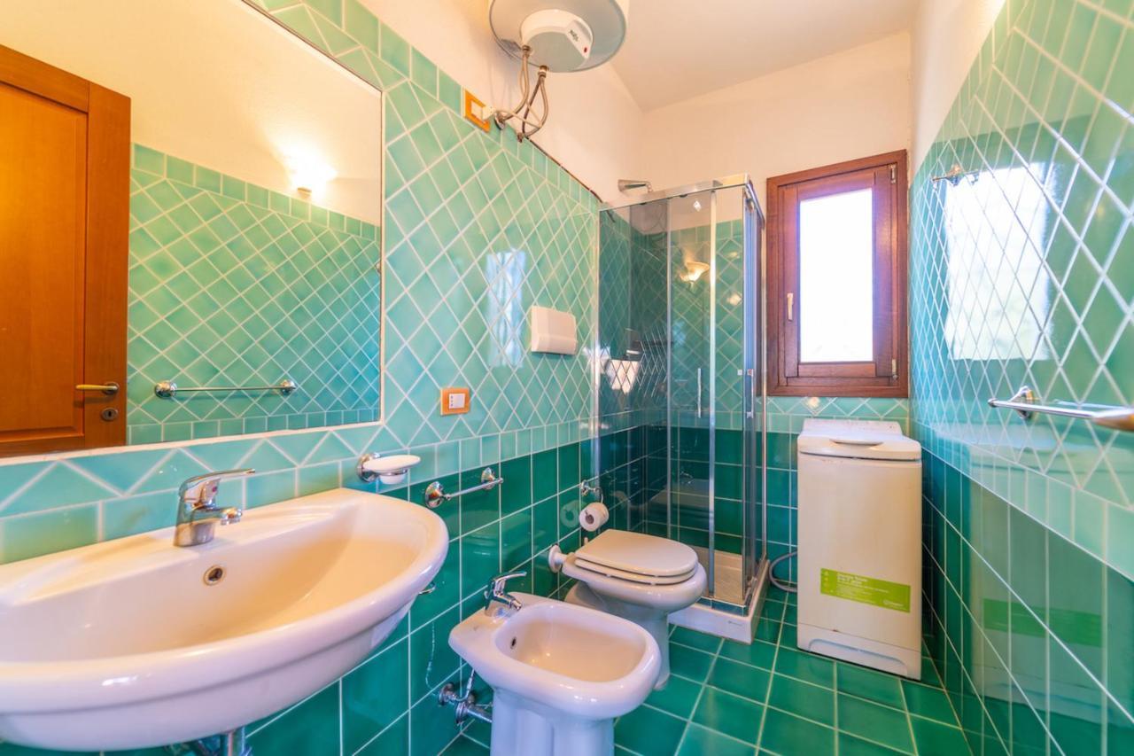 Il Faro San Teodoro Aparthotel Luaran gambar