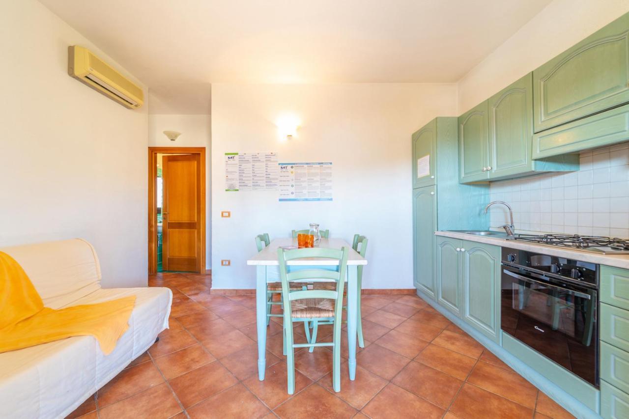 Il Faro San Teodoro Aparthotel Luaran gambar