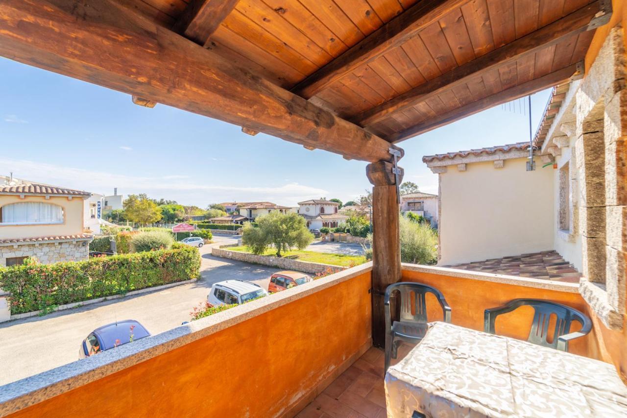 Il Faro San Teodoro Aparthotel Luaran gambar