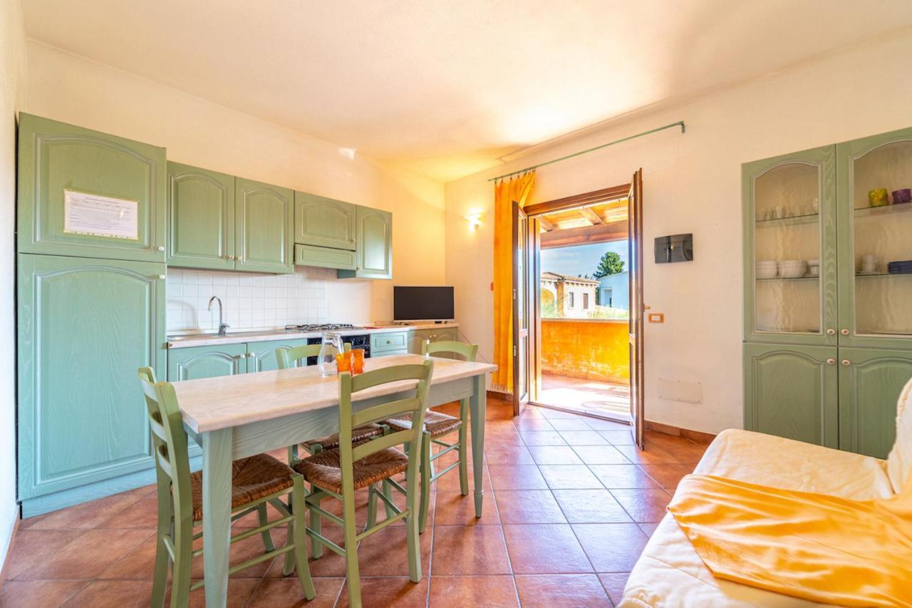 Il Faro San Teodoro Aparthotel Luaran gambar